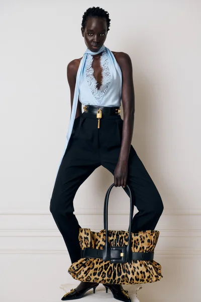 Look 10